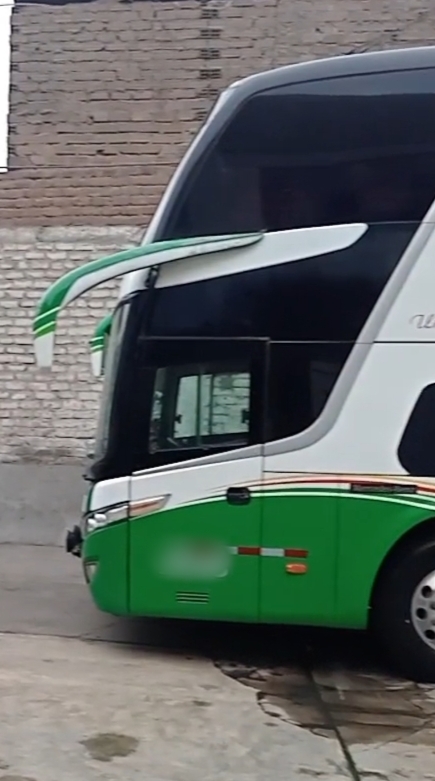 Liquidación de Buses//Mercedes Benz//Volvo y Scania 